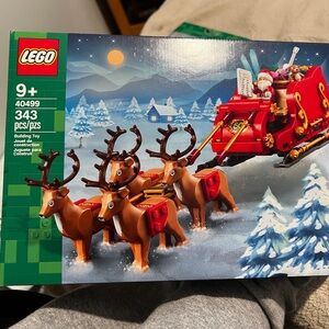 LEGO Festive Reindeer and Sleigh Set - Red and Brown